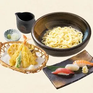 藍屋の海老天ぷら冷やしうどんと寿司三貫セット